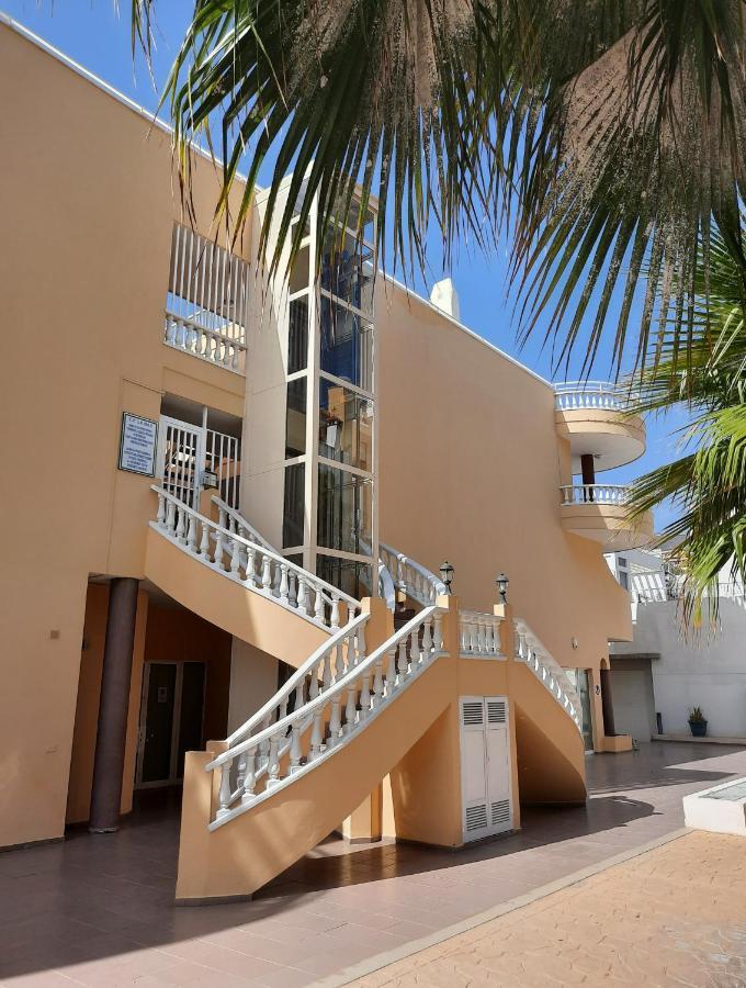 Residencial La Mar Mit Meerblick Пуэрто-де-Сантьяго Экстерьер фото